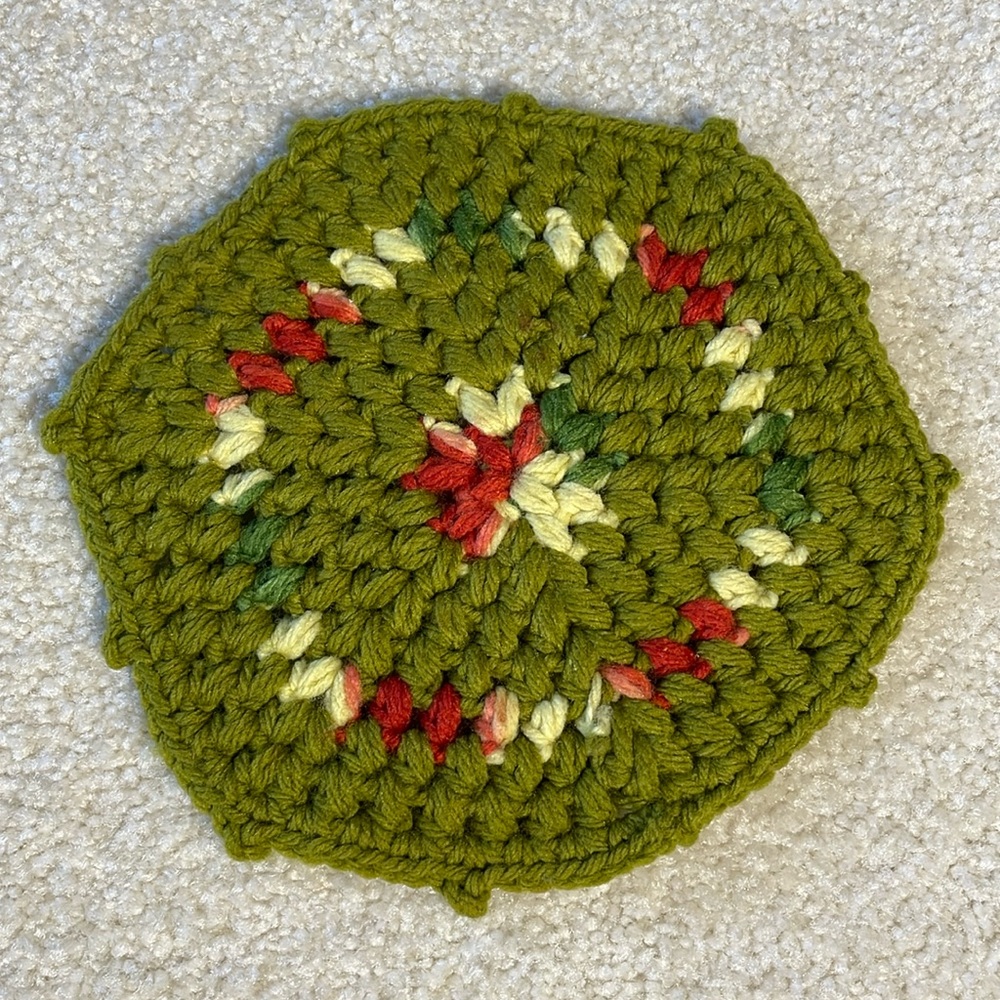 Vintage Kitschy Crochet Pot Holder Trivet